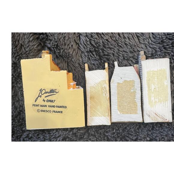 Vintage 4 Misc. Miniature Houses - Picture 2 of 7